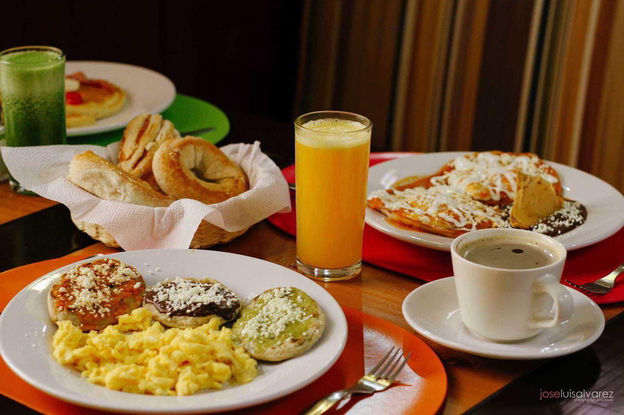 Hotel Santa Fe Tlatlauquitepec ภายนอก รูปภาพ