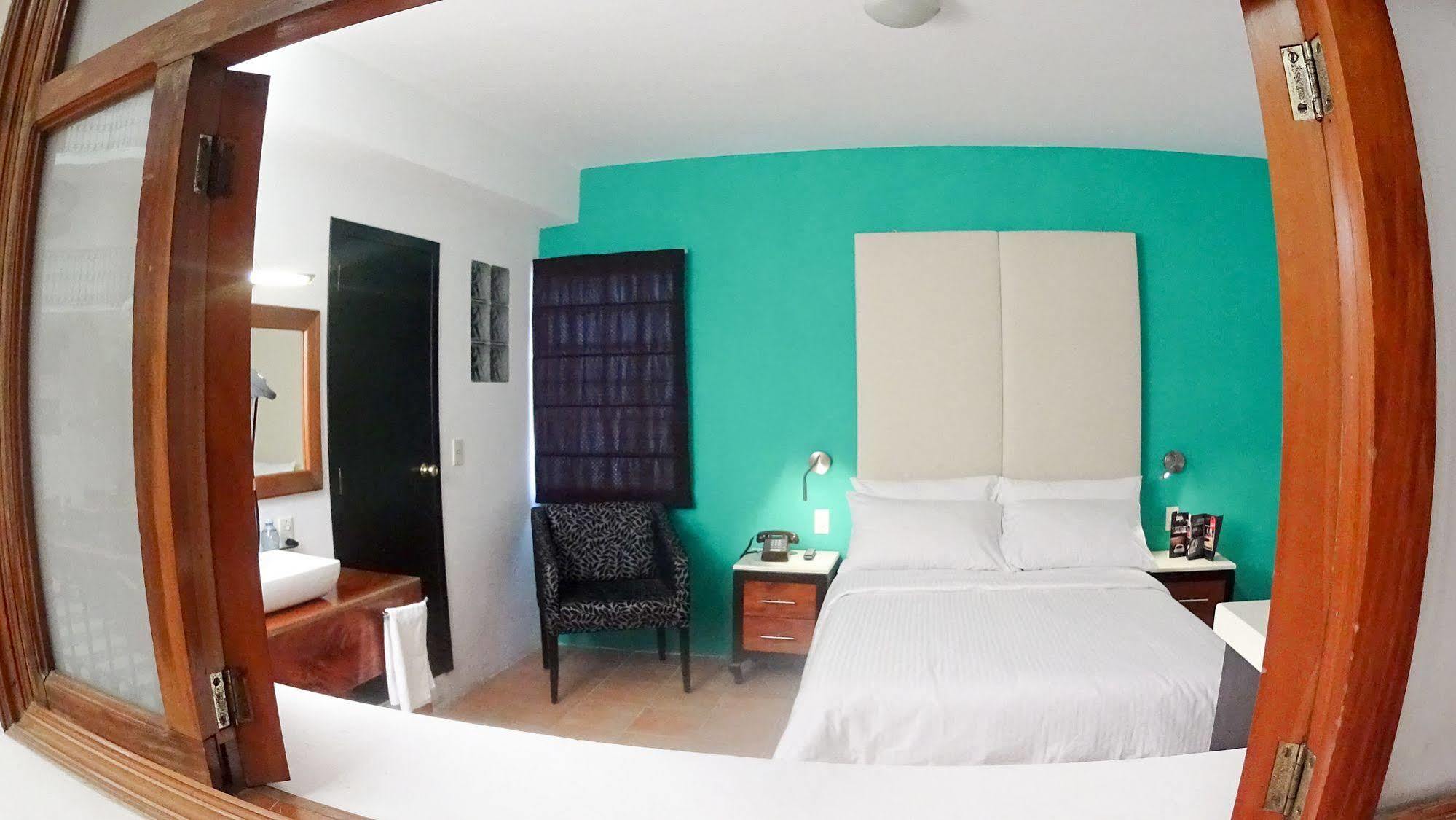 Hotel Santa Fe Tlatlauquitepec ภายนอก รูปภาพ