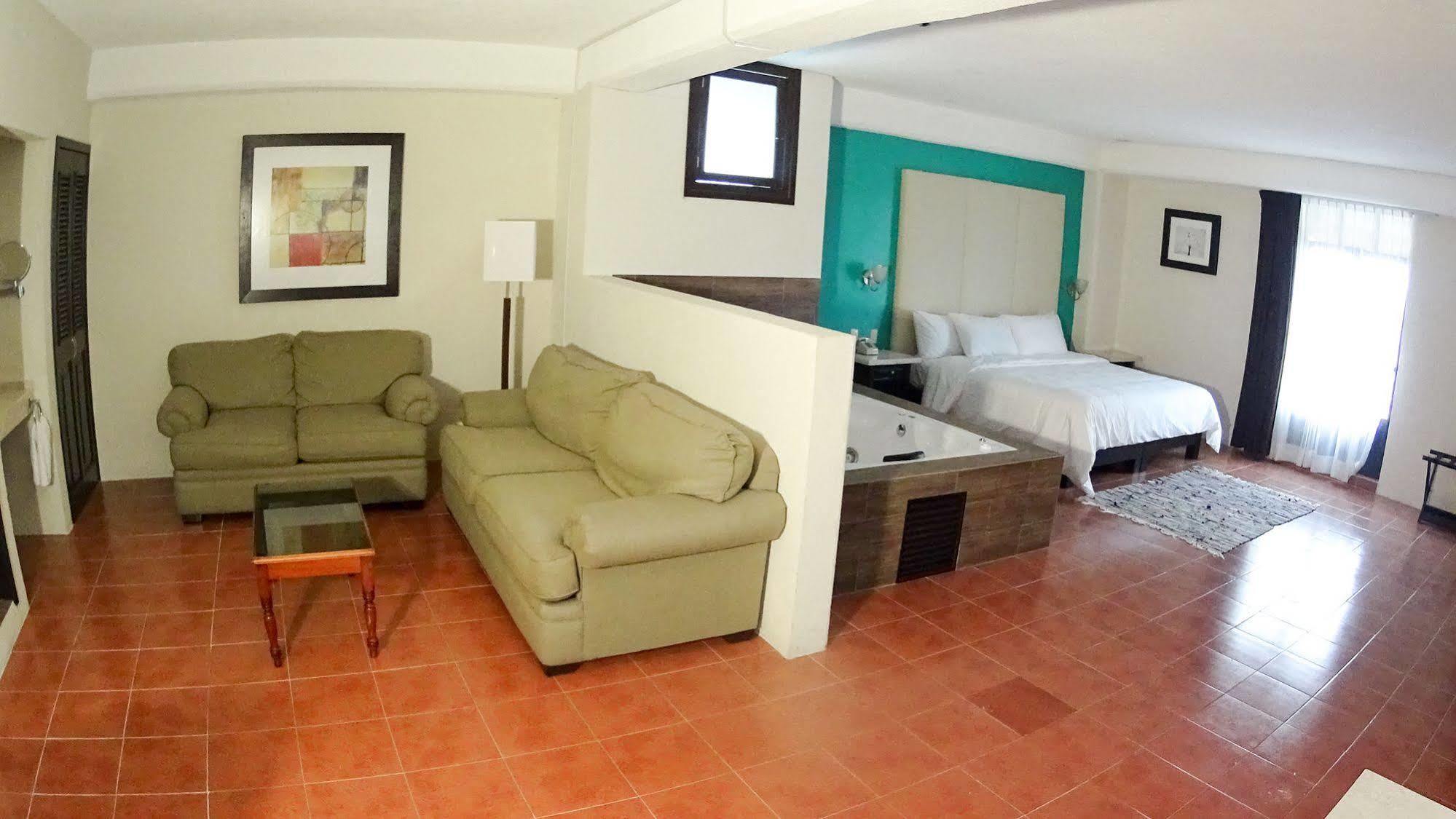 Hotel Santa Fe Tlatlauquitepec ภายนอก รูปภาพ