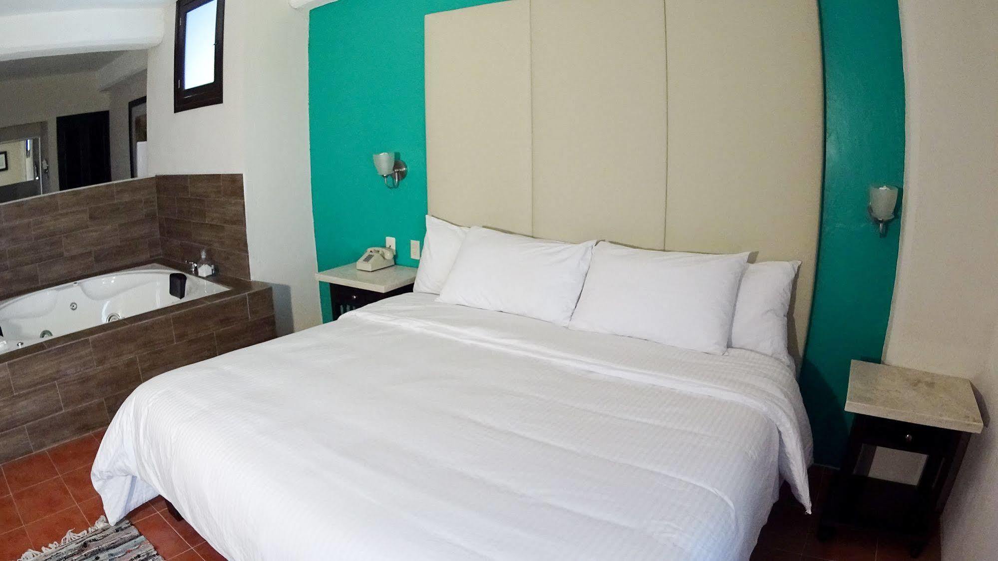 Hotel Santa Fe Tlatlauquitepec ภายนอก รูปภาพ